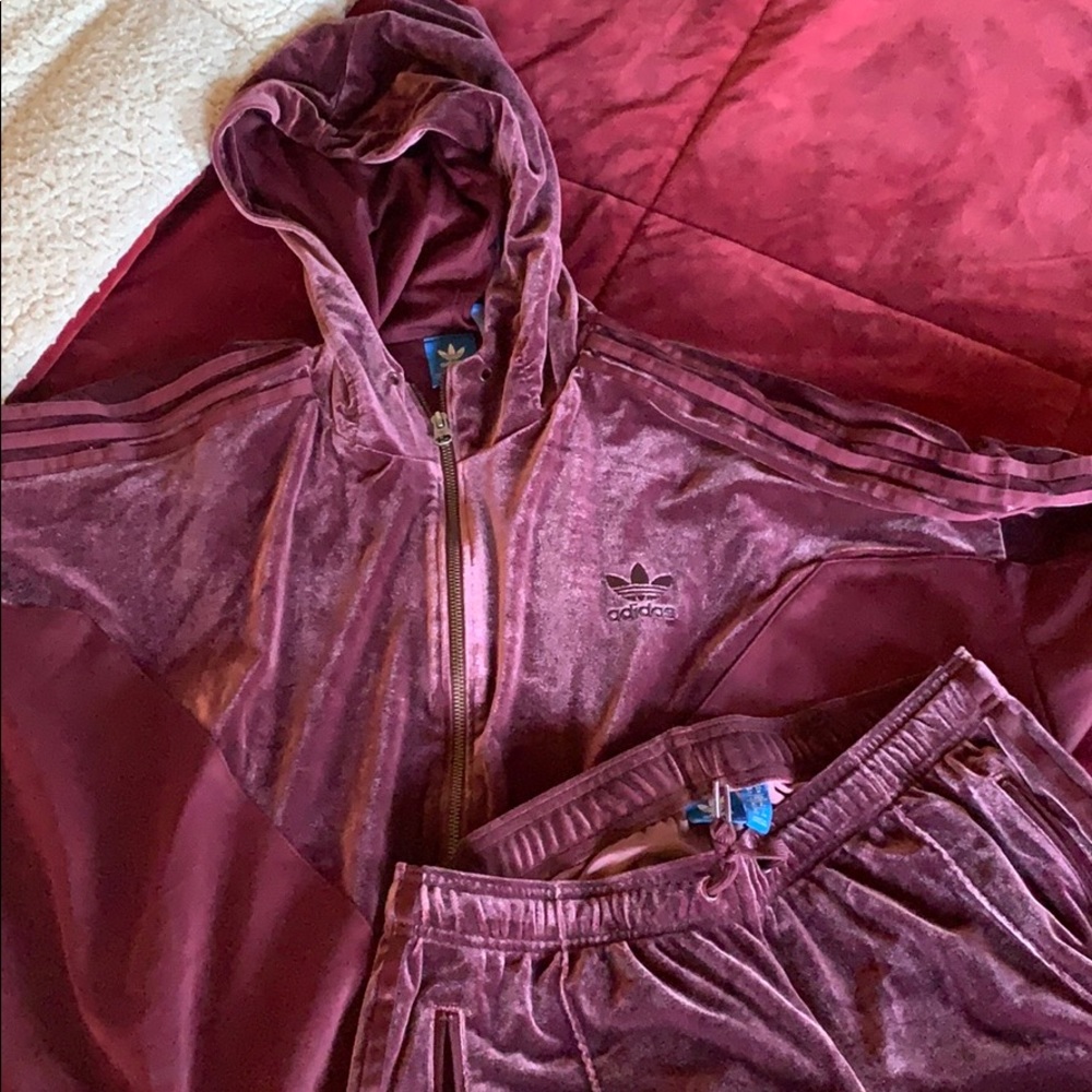 Sweat suit
